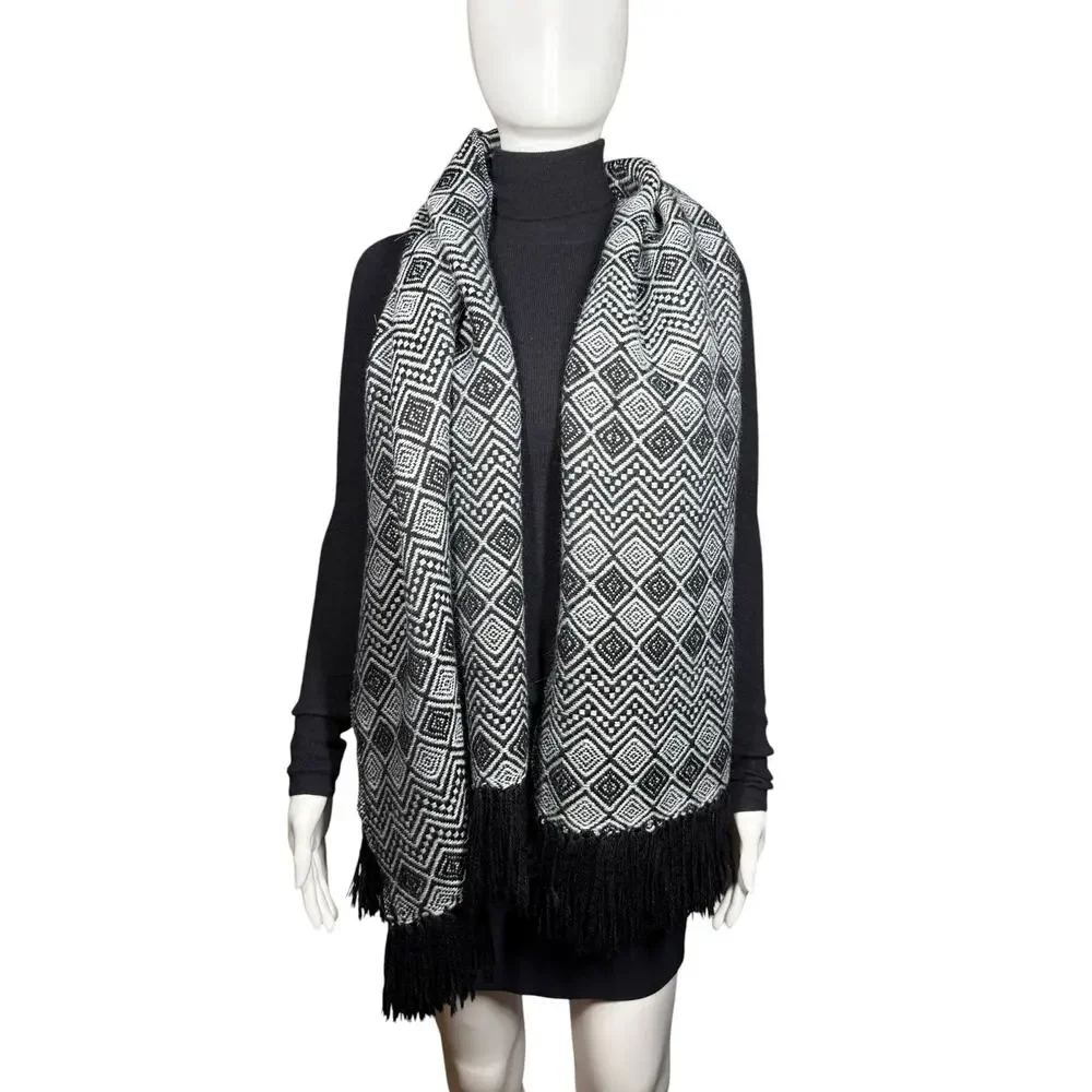 Vintage Peruvian Alpaca Wool Black White Diamond Chevron Fringe Scarf